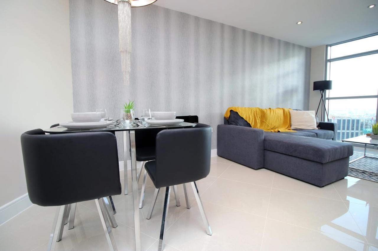 The Skyline - Luxury City Centre Flat With Designated Parking Cardiff Bagian luar foto